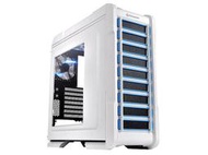 小白的生活工場*Thermaltake 曜越 Chaser A31 雪白版中直立式機殼*