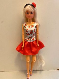 古董娃娃 換衫公仔 not barbie licca
