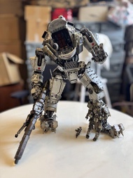 Threezero Titanfall Atlas 1/12 比例模型