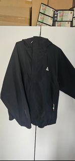 只淨一件 Gore-Tex Infinium 防風外套，Nike Storm-FIT(已售)