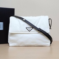 PRADA Re-NylonCINI郵差包大號白色尼龍肩背包