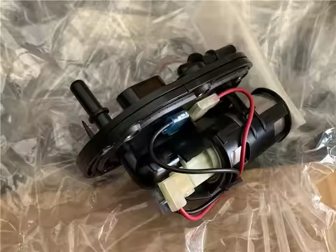 Motorcycle Engine Parts EFI Petrol Oil Fuel Pump Assembly For Zongshen ZS250GY-3 RX3 ZS200-51 RX1 ZS
