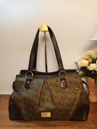 กระเป๋ามือสองแบรนด์ Double M Milano