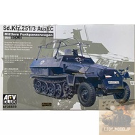 AFV 1/35 Sd.Kfz.251/3 Ausf.C Mittlere Funkpanzerwagen Armored Car Model War Tank Assembly