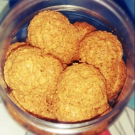 Biskut Raya Oat & Nestum