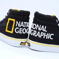 Sepatu Sneakers Pria Vans Sk8-Hi Reissue 13 (National Geographic) Logo Oriiginal 100%