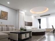 Quzhou linyue sunshine hotel