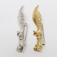 Pin Kujang Emas dan Silver Timbul / Bros Kujang Peci