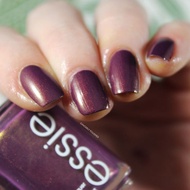 Essie Nail Polish Star Struck a Chord E1706 13.5ml