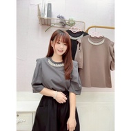 MIMA Queen Y82 Elegant Pearl Collar Top