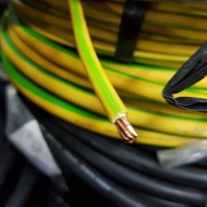 TERLARIS KABEL GROUNDING 16MM KUNING HIJAU/KABEL PENANGKAL PETIR GROUNDING 16MM | COD