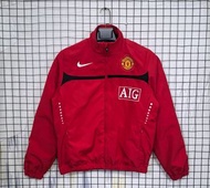 10/11賽季曼聯復古球衣風衣外套賽前出場服訓練服vinta