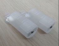 電池轉換器 2粒AA電池轉換成1粒D電池 內有鏽跡 但不影響使用 $10兩個