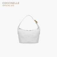 COCCINELLE กระเป๋าสะพายผู้หญิง รุ่น FERNANDA MINI HOBO BAG 530101 สี BLANCO