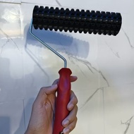 3D printed plastic checkers roller