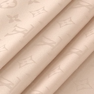 （全新） LV Monogram Classic 披肩 M96978 淺Beige