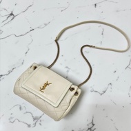 莉亞精品♡ YSL 672738 nolita 白金 二手