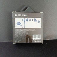 Earphones tuned by akg