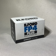 Ilford FP4 Plus 125 - (Roll Film 35mm Black and White/)