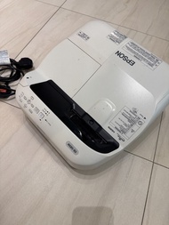📽️ Epson EB-585W 超短焦投影機 3300流明｜WXGA HDMI 3LCD