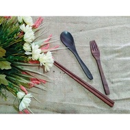 WOODEN CUTLERY SET