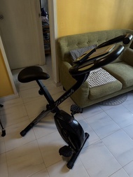 OTO 健身單車