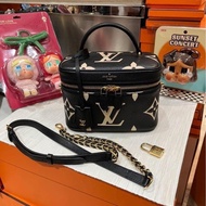 Lv VANITY PM M45780,EMPREINTE CALFSKIN