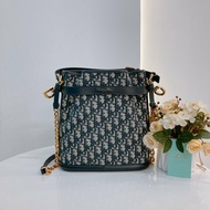 MS0692	Christian Dior迪奧經典花紋兩用包包  Cest Dior Bucket Medium Oblique Navy