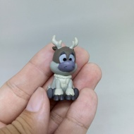 Mini Figure Frozen Sven Sitting C