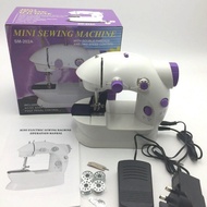 จักรเย็บผ้าขนาดเล็ก Mini Sewing Machine   จักรเย็บผ้าขนาดเล็ก พกพาสะดวก แถมฟรี อุปกรณ์เย็บผ้า‼