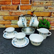 JAJ Pyrex Chelsea Tea/Coffee Set for 6