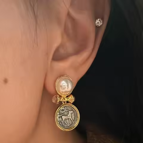 Retro coin Embossed deer pearl earrings for women Light luxury exaggerated palace style charms earin