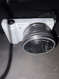 白色 SONY A5000 數碼相機（只賣機身）
