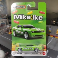 Matchbox Dodge Challenger SRT8 Mike and Ike Candy Series 2026 1/5