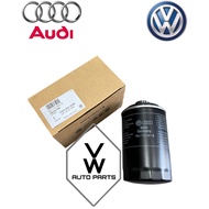 AUDI A4 A5 A6 Q5 1.8L 2.0L VOLKSWAGEN GOLF GTI PASSAT 1.8 2.0 OIL FILTER ( 06J115403Q )