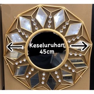 Cermin hiasan deco living room