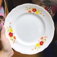 （二手）三洋磁器 陶瓷盤 瓷器 餐具 居家生活 花紋 黃色 紅色 白色 古早 舊物 早期