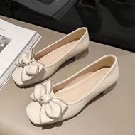 Women Leather Shoes French Flat Pregnant Women Shallow Mouth 2025 Sole Women Soft Single Skirt Shoes