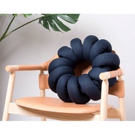 The Round Knot pillow