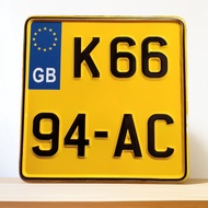 Plat nomor custom model regional EURO KUNING Vespa belakang