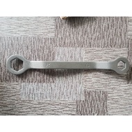 SPANNER Spanar Spana Spanar SAFETY WHEEL 17mmx24mm Valve Cap Lock 17mm x 24mm / Engine Block Lock / 