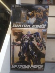 TAKARA TOMY 變形金剛 Transformers 柯柏文&大黃蜂 OPTIMUS PRIME & Bumblebee 模型 DMK 02 03(2盒)