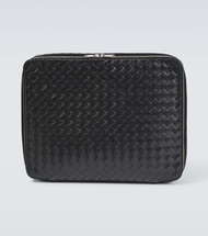Mytheresa - Bottega Veneta Intrecciato leather packing cube