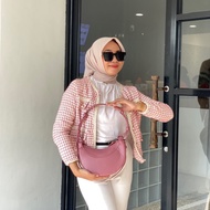 DAPHNE HOBO BAG