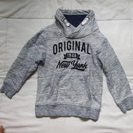 PRELOVED - TODDLER CLOTHES - Sweater/Logg/2-4yrs
