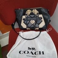 tas preloved coach authentic