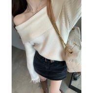 JustQin [October 31th/Your Winter Atmosphere Girlfriend] Shoulder Ostrich Wool Sweater Women