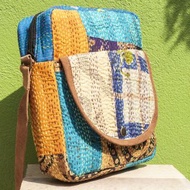 限量一件 情人節 創意禮物 手縫紗麗布側背包 / 刺繡側背包 / 刺繡斜背包 / 手縫紗麗線斜背包 / 紗麗布拼接背包 - 星辰 星空下的咖啡座+民族風刺繡圖騰