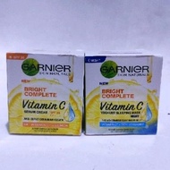 Terbaikk Garnier Light Complete Krim Siang/Malam Ready