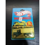 Peterbilt Dump Truck Workhorses - Hot Wheels (B)